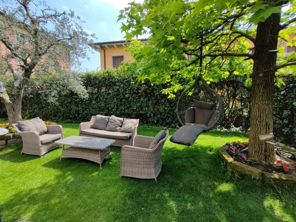 Private Garden Giardino Privato A Bardolino - House Amorino Luaran gambar